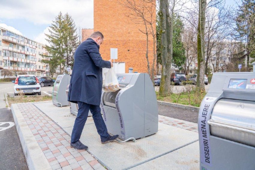 Cristian Gentea: buget de 1,1 miliarde lei, investiții majore în școli, transport și mediu 3 WhatsApp Image 2025 12 17 at 21.28.23 - Cristian Gentea: buget de 1,1 miliarde lei, investiții majore în școli, transport și mediu