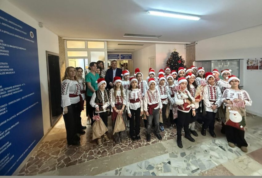 colindatori sjup pitesti deschdere Sursă foto: FB Spitalul Județean de Urgenta Pitesti