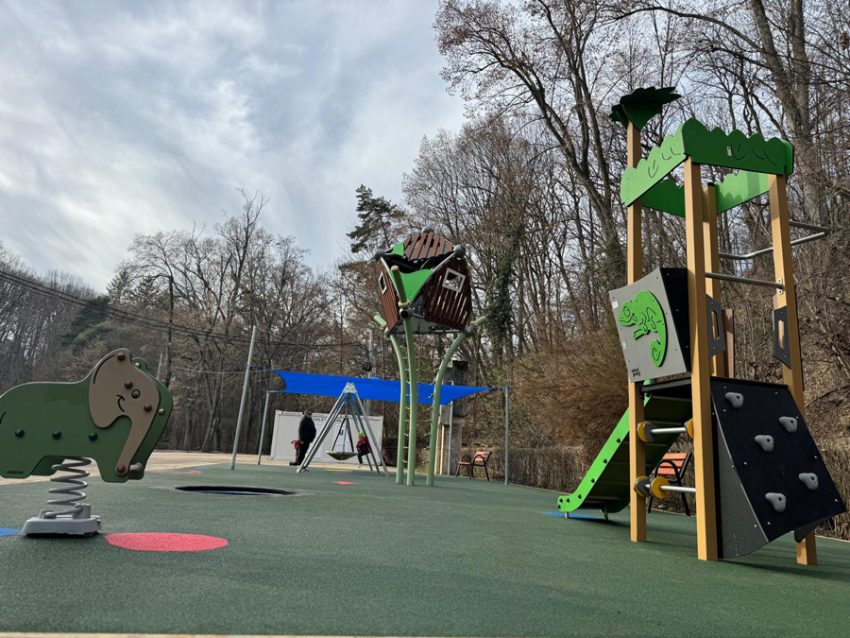 lc de joaca grota 1 Sursă foto: Primăria Municipiului Pitești.