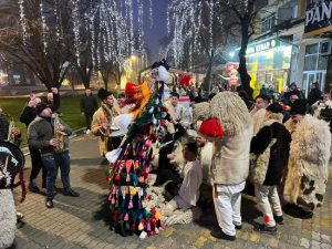 capra pitesti 2 - Crăciunul din inima Piteștiului: un spectacol cu artiști și un cor impresionant de voci