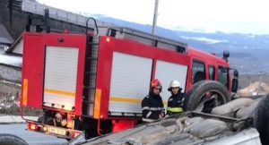 1da70cb0 b1f0 4275 a690 b6df7488f6df - Accident în Costești! Mașină răsturnată