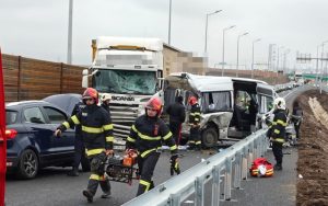 604616746 885501153829037 2602723374971171661 n - (VIDEO) Accident grav pe A7, la nici două ore de la inaugurare! 4 persoane au ajuns la spital