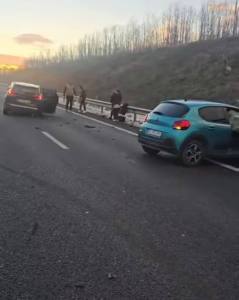 WhatsApp Image 2025 12 26 at 17.13.06 - Accident cu victime pe DEX 12! Implicate 10 autoturisme!