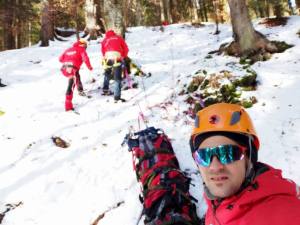 605143290 1274638738024325 8909068763302257684 n - Intervenție Salvamont Argeș în cazul unui bărbat de 55 de ani rănit