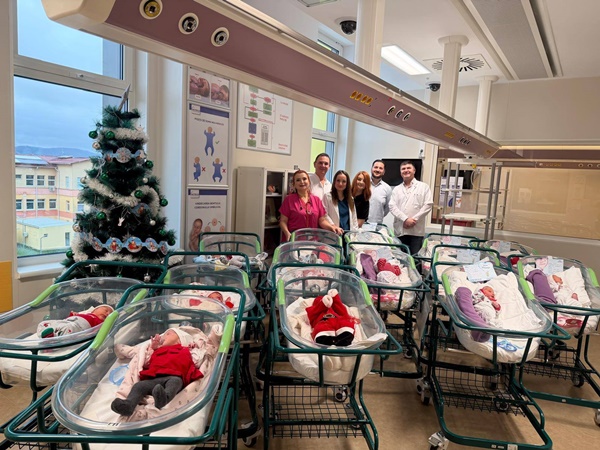 607731155 1336373298292110 9003387303149181495 n - Aproape 300 de copii au venit pe lume la Spitalul Mioveni în 2025