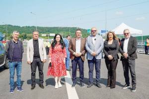 simona grindeanu gentea minzina facaleata - România merge înainte, dar cu frâna de mână trasă parțial, pentru siguranță politică!