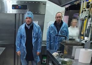 607499152 1215461070693393 2470900468398144637 n - Controale DSVSA Argeș înainte de Revelion. Unitate de alimentație publică închisă temporar