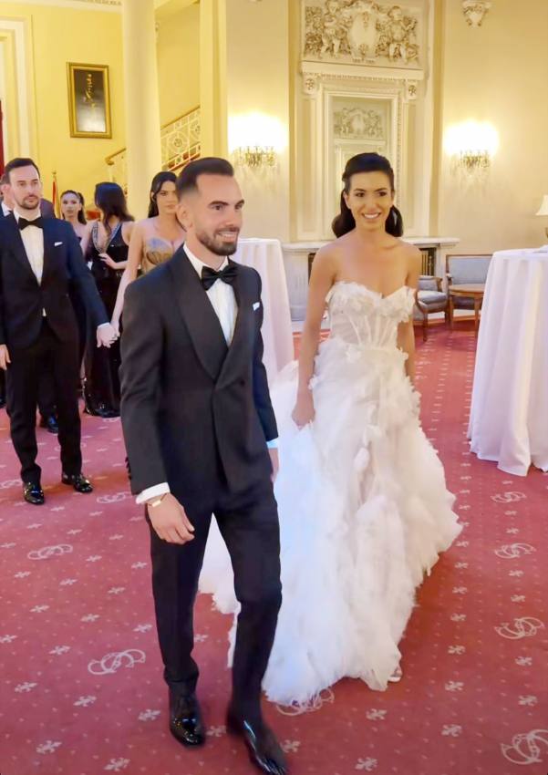 Cristian stan - RETROSPECTIVA MONDENĂ ÎN ANUL 2025