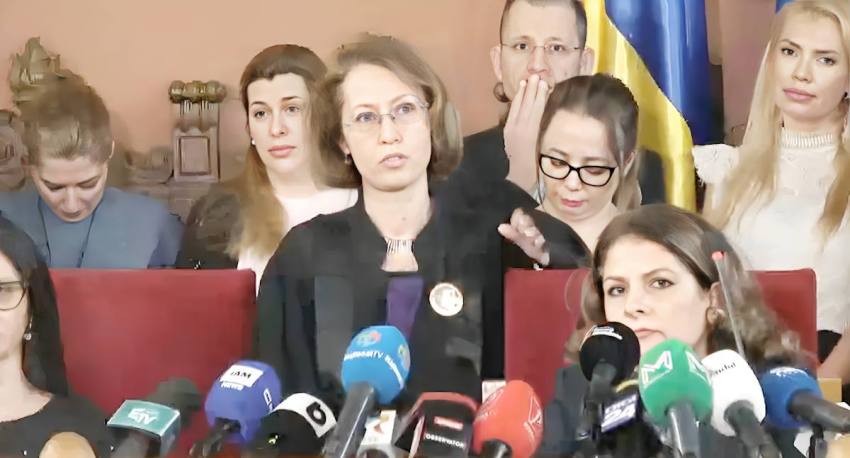 JUSTIŢIE 2025. Când judecătorii trag de timp, corupția moare prescrisă 1 raluca morosanu - JUSTIŢIE 2025. Când judecătorii trag de timp, corupția moare prescrisă