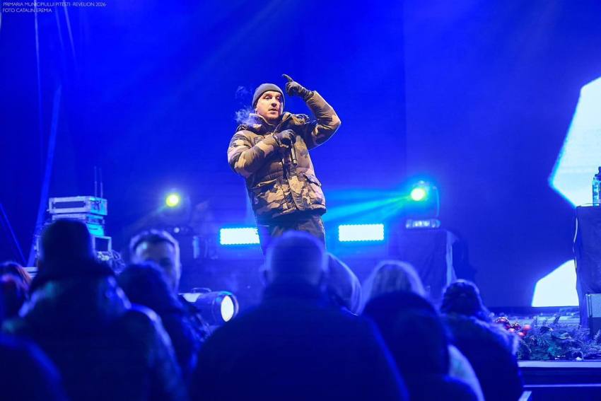 605830327 1318045167016494 2684171434727541203 n - Muzică bună, emoție și energie în Piața Primăriei Pitești