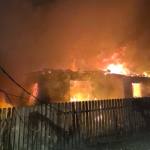 incendiu Bicaz1 1024x672 1 - Incendiu la priveghi! Patru persoane au ajuns la spital cu arsuri