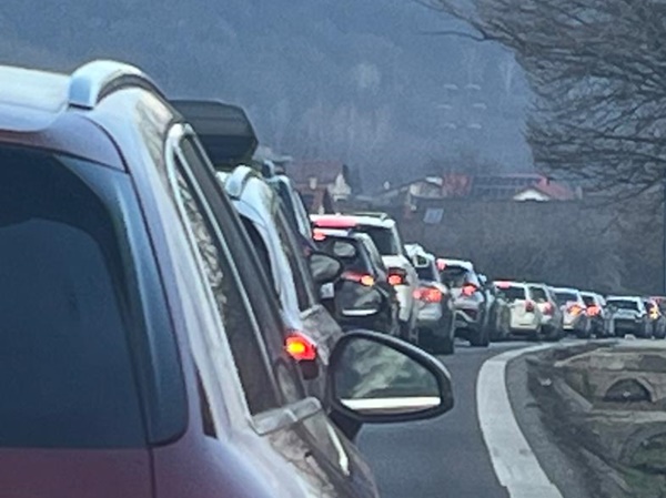 31d7675d-421a-4787-9baf-0a1452b4598c