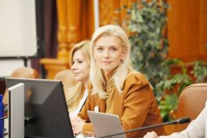 alina gorghiu sursa fb - Alina Gorghiu. PNL: „Costul vieții și siguranța locului de muncă vor conta mai mult decât orice discurs!”