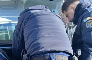 606157871 1294739502683984 3109575200891887835 n - Pitești. Au improvizat o masă și s-au apucat să vândă ilegal articole pirotehnice