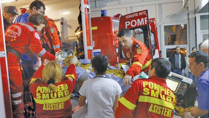 accident smurd paramedici victime