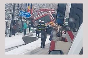 autospeciala pompieri rasturnata