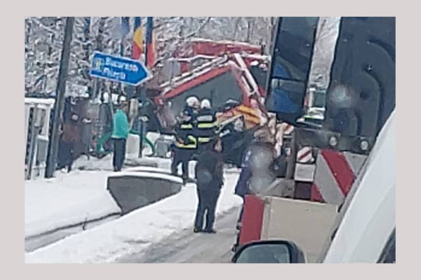 autospeciala pompieri rasturnata autospeciala pompieri rasturnata