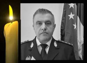 Mirzacu Marius3 - Trupul comisarului Marius Mîrzacu - adus la Ștefănești pentru ultimele omagii!