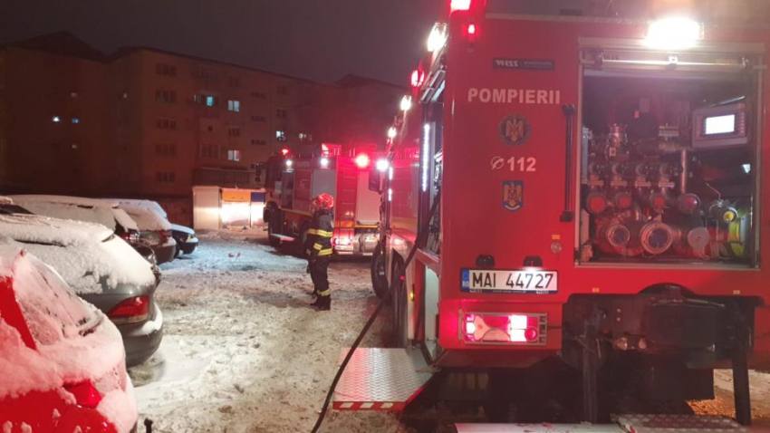 explozie-urmata-de-incendiu-intr-un-apartament-din-municipiul-zalau-un-barbat-a-suferit-arsuri-a-fost-activat-planul-rosu-1038061