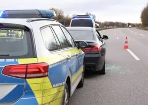 cats 6 - S-a urcat beat la volan și a mers 30 de kilometri pe contrasens