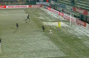 cats 1 - FC Argeș conduce la pauză! 1-0 cu FCSB