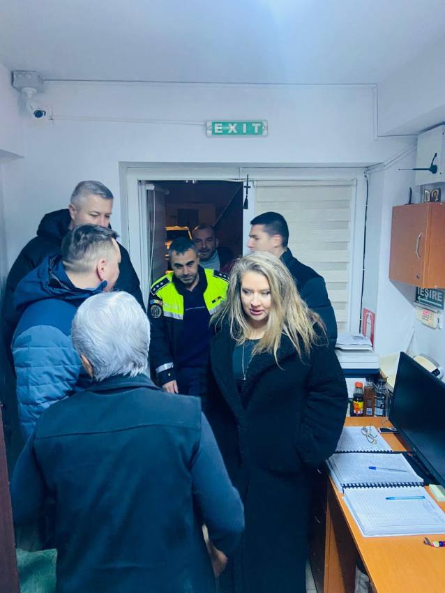 615410629 122191861280560480 8777798600328481999 n - Cursuri online pentru unii elevi din Argeș luni, 19 ianuarie! Din cauza gerului!