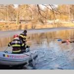 pompieri interventie apa râu