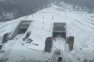 Autostrada Sibiu-Pitești, Tunelul Momaia