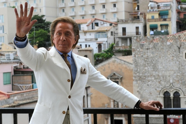 Designerul italian Valentino a murit