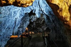 Peștera Dâmbovicioara