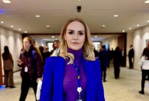 gabriela firea generic 1 - Povestea din spatele cazului. Scandal monstruos în România: un primar ar fi cerut poze indecente unei fete de 13 ani și i-ar fi aruncat 500 de lei „să tacă”