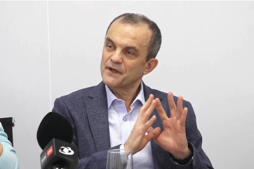 Povestea Ericăi, copilul din Pitești care a schimbat medicina. Dezvăluiri făcute de dr. Cîrstoveanu Povestea Ericăi, copilul din Pitești care a schimbat medicina. Dezvăluiri făcute de dr. Cîrstoveanu