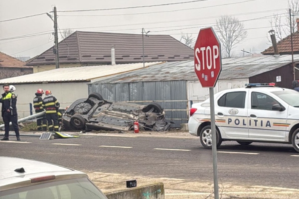 accident stâlpeni accident stâlpeni