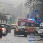 echipaje SMURD pompieri femeie blocată apartament Calea București