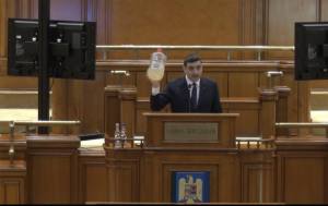  Sursă foto: screenshot FB George Simion.