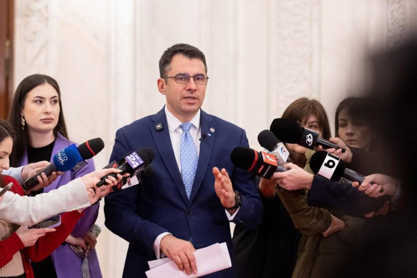 Sursă foto: senat.ro