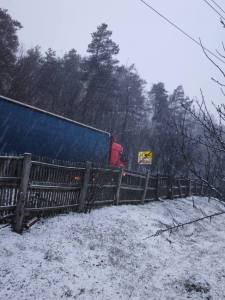 WhatsApp Image 2026 02 10 at 19.43.57 1 - Trafic afectat de ninsoare pe mai multe drumuri din Argeș