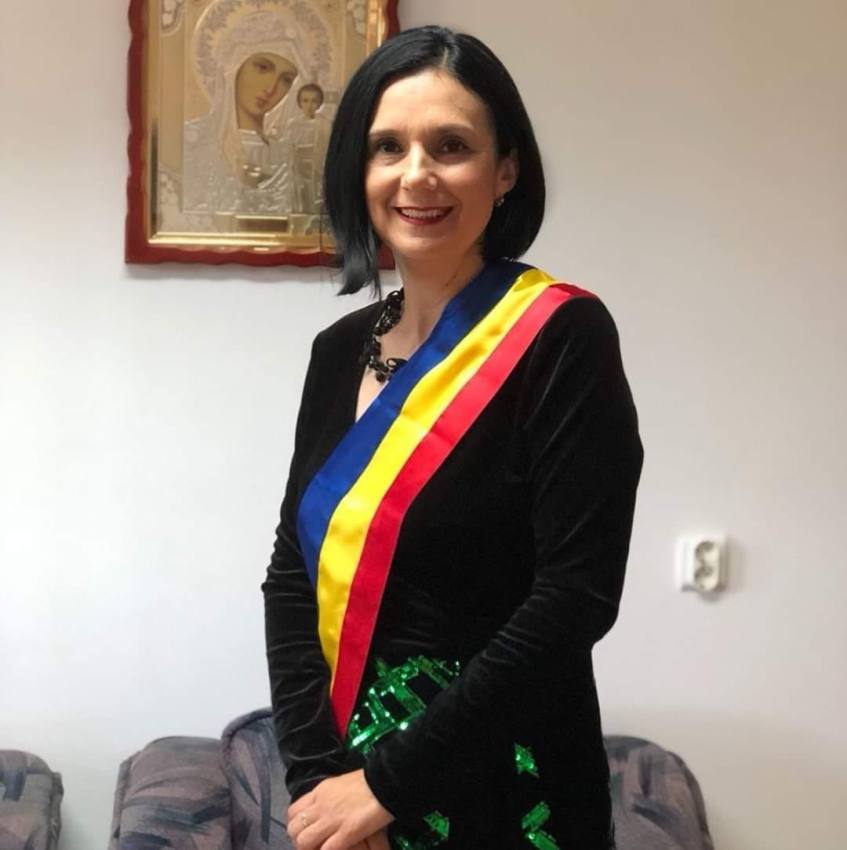 Adăpostul groazei din Vrancea percepe primăriilor din Argeș tarife de 750-800 de lei pentru capturarea unui câine fără stăpân 2 Liana duna