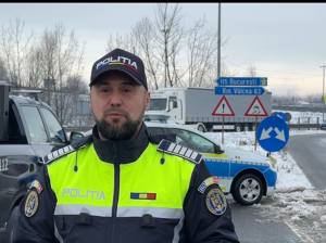 cats 3 - Traficul rutier în Argeș se desfășoară în condiții de iarnă! Recomandările polițiștilor