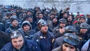 cats 8 - Minerii și energeticienii ies în stradă. Protest anunțat joi în fața Guvernului