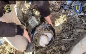 00d6793a 2cb6 4884 9734 186d3456d95a - 10 KILOGRAME de droguri în Pitești! Îngropate în borcane de murături!