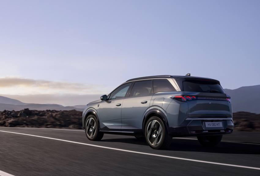 Peugeot 5008 la Eurial Pitești