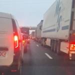 Accident pe autostrada A1! Trafic blocat spre Pitești 10 trafic blocat A1 - Accident pe autostrada A1! Trafic blocat spre Pitești