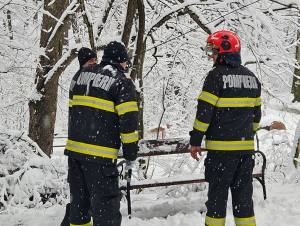 e5c58058 c284 4ef3 84ae a51da4d7cae0 - Vremea creează probleme în Pitești. Intervenții ale pompierii argeșeni