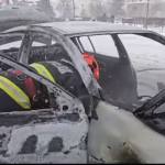 f7bc5aea ef9e 4702 8838 62e0bd0984c5 - (VIDEO) Mașină mistuită de flăcări. Șoferul a scăpat la timp