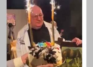 cats - (VIDEO) Constantin Cotimanis, moment emoționant pe scenă de ziua sa