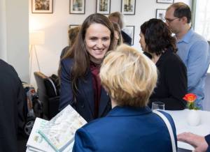 640912576 1441436940685118 5129707677938962307 n - Moțiunea împotriva ministrului de externe, Oana Țoiu, a fost respinsă