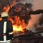 UPDATE: Incendiu la Drăganu! O persoană a fost găsită carbonizată 12 incendiu pompieri 1 - UPDATE: Incendiu la Drăganu! O persoană a fost găsită carbonizată