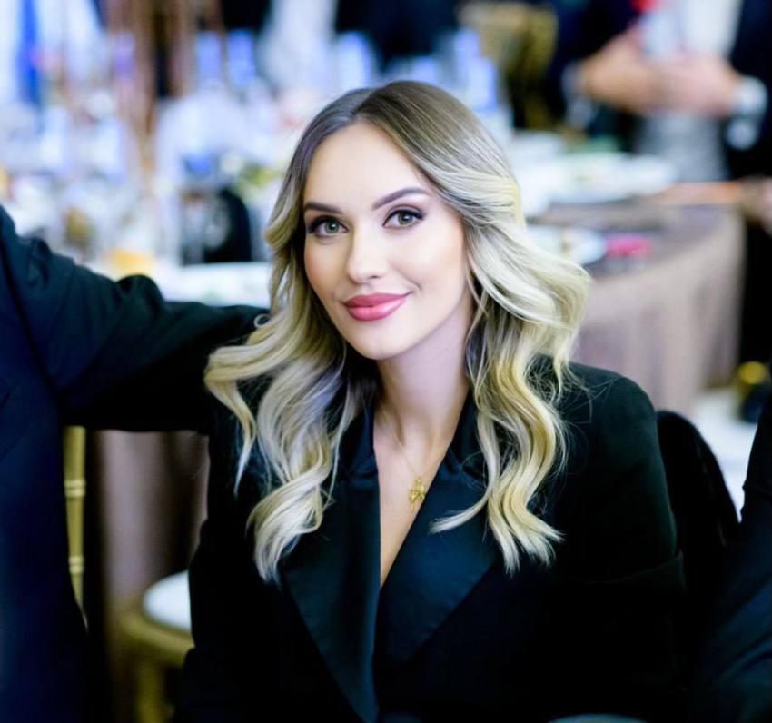 Alexandra Frîntu: Am învățat că, în viață, fiecare lucru are prioritatea lui, la momentul potrivit 5 Alexandra Frîntu