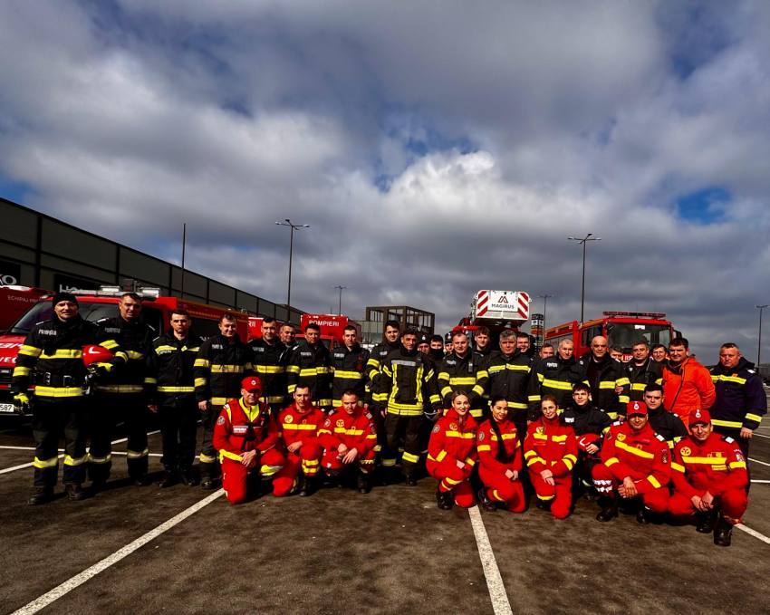 Mobilizare impresionantă la Argeș Mall! Anunțul ISU 5 pompieri Argeș exercițiu